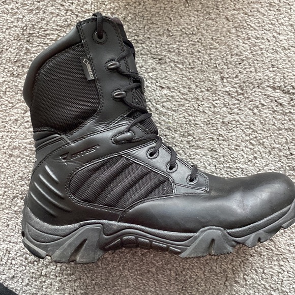 Bates Men's size 10 GX-8 Insulated Side Zip boot w/ GORE-TEX - Picture 3 of 8